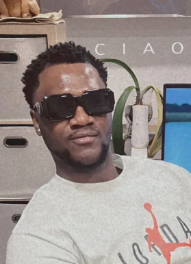 English men looking for love