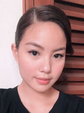 <span>Elysia Rong, 34</span> <span style='width: 25px; height: 16px; float: right; background-image: url(/bitmaps/flags_small/SG.PNG)'> </span><span style='float: right;margin-right: 20px;'><i class='fa fa-heart'></i> 13</span><br><span>Singapore, Singapore</span> <input type='button' class='joinbtn' style='float: right' value='JOIN NOW' />