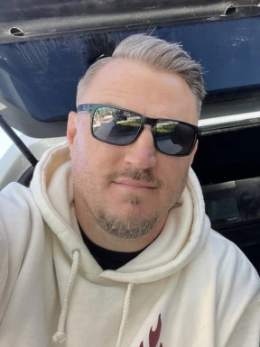 American men looking for love