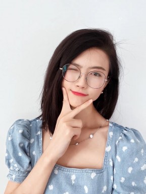 <span>Lilia, 33</span> <span style='width: 25px; height: 16px; float: right; background-image: url(/bitmaps/flags_small/NZ.PNG)'> </span><span style='float: right;margin-right: 20px;'><i class='fa fa-heart'></i> 30</span><br><span>Dunedin, New Zealand</span> <input type='button' class='joinbtn' style='float: right' value='JOIN NOW' />