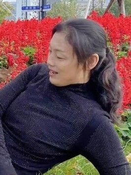 <span>Lanxin, 51</span> <span style='width: 25px; height: 16px; float: right; background-image: url(/bitmaps/flags_small/CN.PNG)'> </span><span style='float: right;margin-right: 20px;'><i class='fa fa-heart'></i> 12</span><br><span>Ningbo, China</span> <input type='button' class='joinbtn' style='float: right' value='JOIN NOW' />