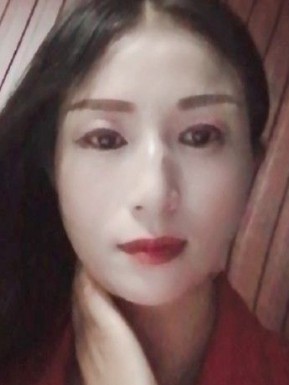 <span>Bo，jun, 39</span> <span style='width: 25px; height: 16px; float: right; background-image: url(/bitmaps/flags_small/CN.PNG)'> </span><span style='float: right;margin-right: 20px;'><i class='fa fa-heart'></i> 15</span><br><span>Hangzhou, China</span> <input type='button' class='joinbtn' style='float: right' value='JOIN NOW' />