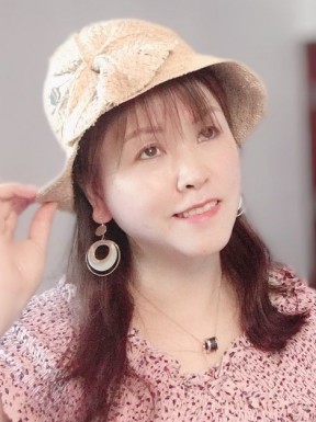<span>Yanyan, 47</span> <span style='width: 25px; height: 16px; float: right; background-image: url(/bitmaps/flags_small/CN.PNG)'> </span><span style='float: right;margin-right: 20px;'><i class='fa fa-heart'></i> 15</span><br><span>Huizhou, China</span> <input type='button' class='joinbtn' style='float: right' value='JOIN NOW' />