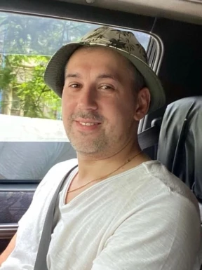 American men looking for love