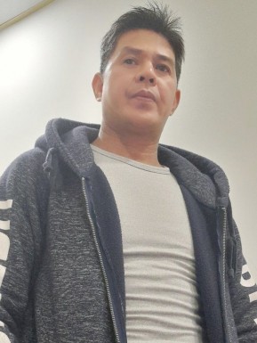 <span>emil, 44</span> <span style='width: 25px; height: 16px; float: right; background-image: url(/bitmaps/flags_small/TW.PNG)'> </span><br><span>Taipei, Taiwan</span> <input type='button' class='joinbtn' style='float: right' value='JOIN NOW' />