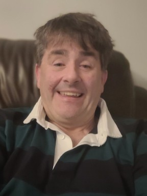 English men looking for love