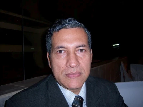 <span>Mark, 68</span> <span style='width: 25px; height: 16px; float: right; background-image: url(/bitmaps/flags_small/PY.PNG)'> </span><br><span>Asuncion, Paraguay</span> <input type='button' class='joinbtn' style='float: right' value='JOIN NOW' />