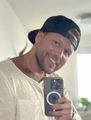 American men looking for love
