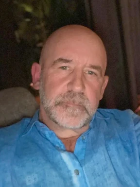 American men looking for love