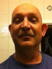 English men looking for love
