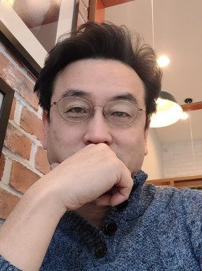 <span>Kim Jasen, 57</span> <span style='width: 25px; height: 16px; float: right; background-image: url(/bitmaps/flags_small/CN.PNG)'> </span><span style='float: right;margin-right: 20px;'><i class='fa fa-heart'></i> 3</span><br><span>Atlanta, China</span> <input type='button' class='joinbtn' style='float: right' value='JOIN NOW' />
