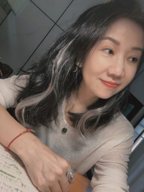 <span>Mei, 53</span> <span style='width: 25px; height: 16px; float: right; background-image: url(/bitmaps/flags_small/CN.PNG)'> </span><br><span>Guangzhou, China</span> <input type='button' class='joinbtn' style='float: right' value='JOIN NOW' />