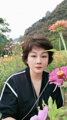 <span>Mei, 54</span> <span style='width: 25px; height: 16px; float: right; background-image: url(/bitmaps/flags_small/CN.PNG)'> </span><br><span>Guilin, China</span> <input type='button' class='joinbtn' style='float: right' value='JOIN NOW' />