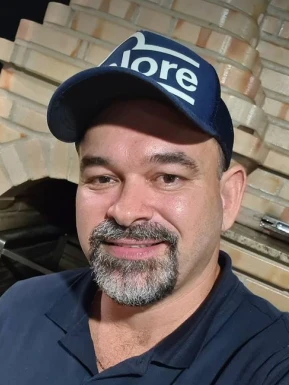American men looking for love