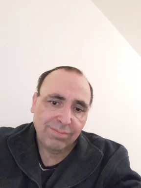 <span>Paul, 62</span> <span style='width: 25px; height: 16px; float: right; background-image: url(/bitmaps/flags_small/BE.PNG)'> </span><br><span>Geel, ベルギー</span> <input type='button' class='joinbtn' style='float: right' value='JOIN NOW' />