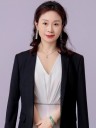 Wei, 45 ans: Hi， nice to meet you here. My name is Wei， I am working in a Primary School in Shenzhen. Shenzhen is an international city which is very young with activity. You are welcome to Shenzhen.I love my job and I am responsibility. I am soft outside but tough inside. HahaI divorced for many years, but I never give up " Love " and "Trust". I am waiting for gentleman and we can together build love, support and family.